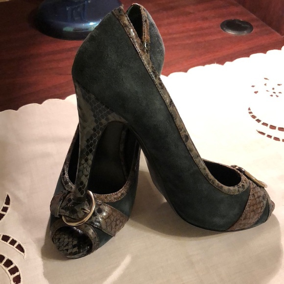 Nine West Peep Toe Pumps - Picture 3 of 4